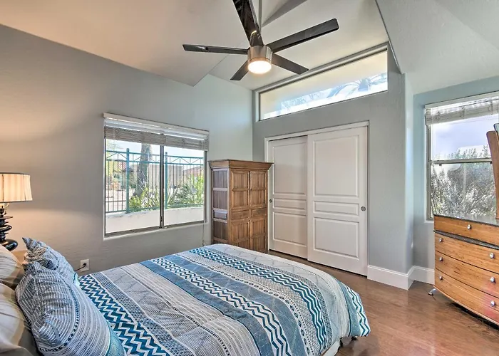 Private Patio + Pool Access: Quiet In Holiday home Tempe